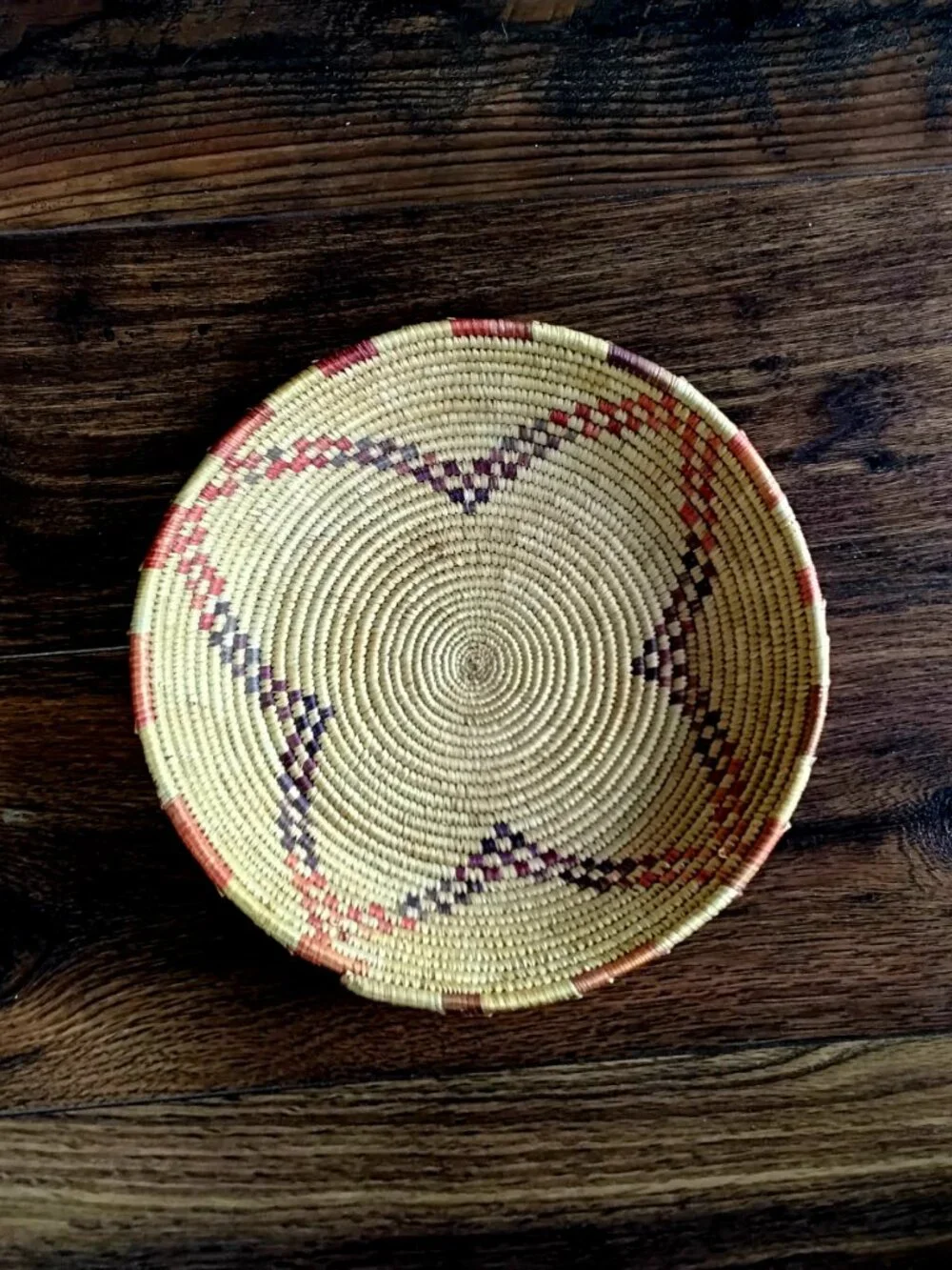 Native American Hand Woven Seagrass Basket Tray. 9